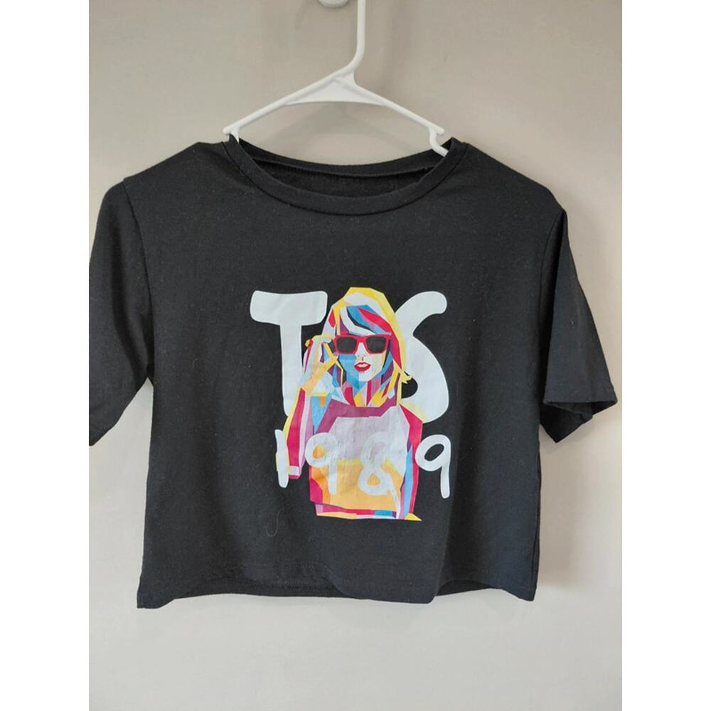 Taylor Swift 1989 Black Graphic T-Shirt Size Small/Medium Crop Top